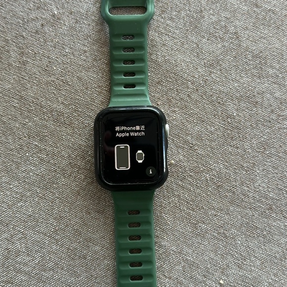 Apple Watch 4 Series 44mm gps + cellular - Picture 3 of 3